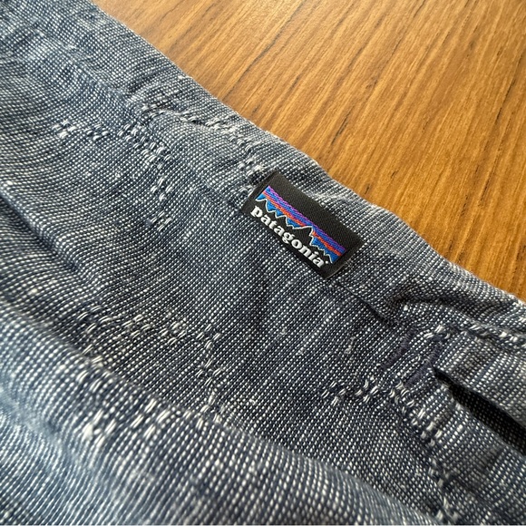 Patagonia Short Sleeve Button Down Shirt Men’s Size Large - Picture 4 of 8